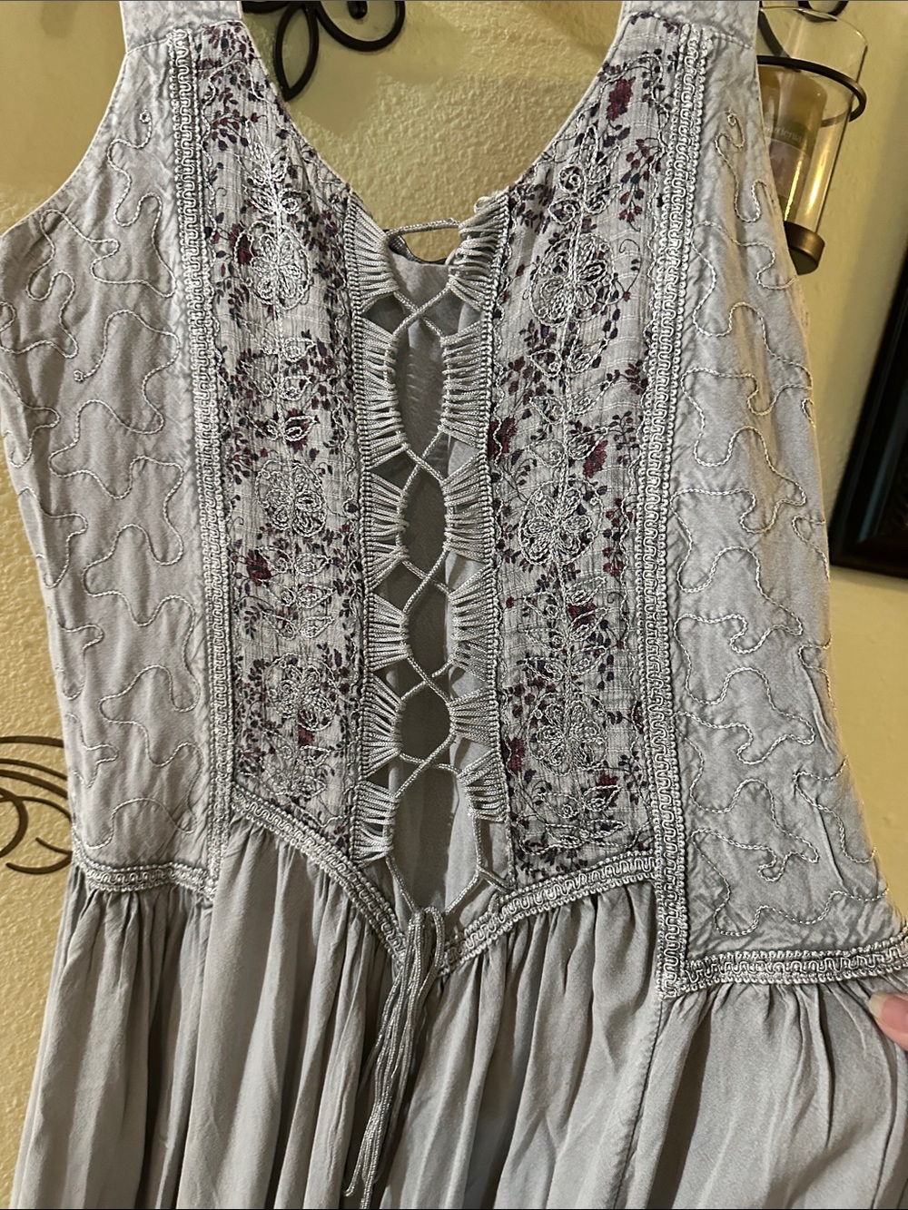 Sleeveless Lace-Front Maxi Dress in Light Gray - Picture 10 of 12